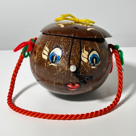 Vintage Other - Vintage Coconut Shell Purse Hawaii Kitschy Anthropomorphic Face (13E)